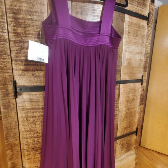 Donna Morgan Magenta dress size 4 - Picture 4 of 5